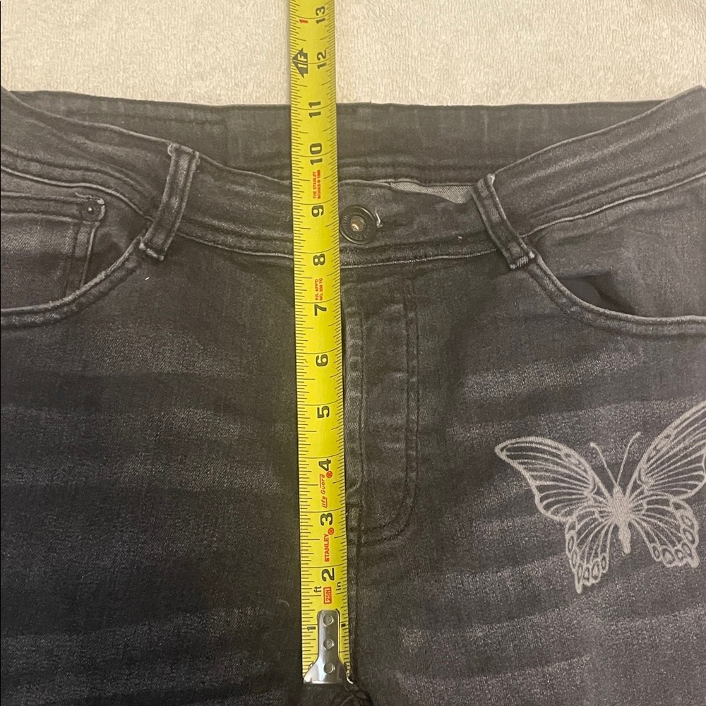 Chevignon Black Jeans with Butterflies - Picture 9 of 10